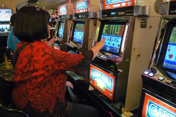 How to Start Playing Slot Games on Bos01 Platform